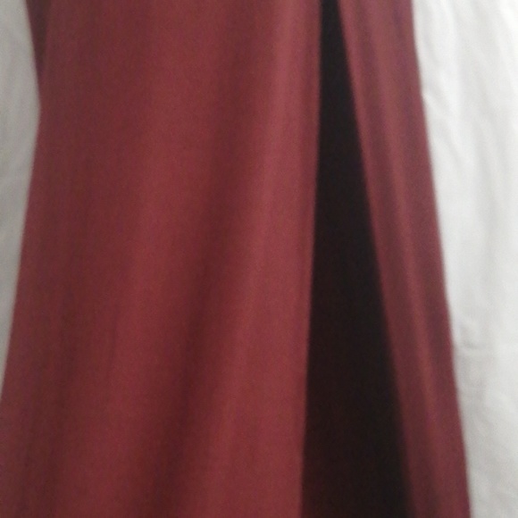 BURGUNDY MAXI FRONT SLITS SKIRT - Picture 2 of 7